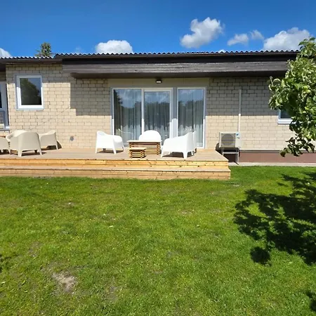 Pihtla Poik Kuelalistemaja #2